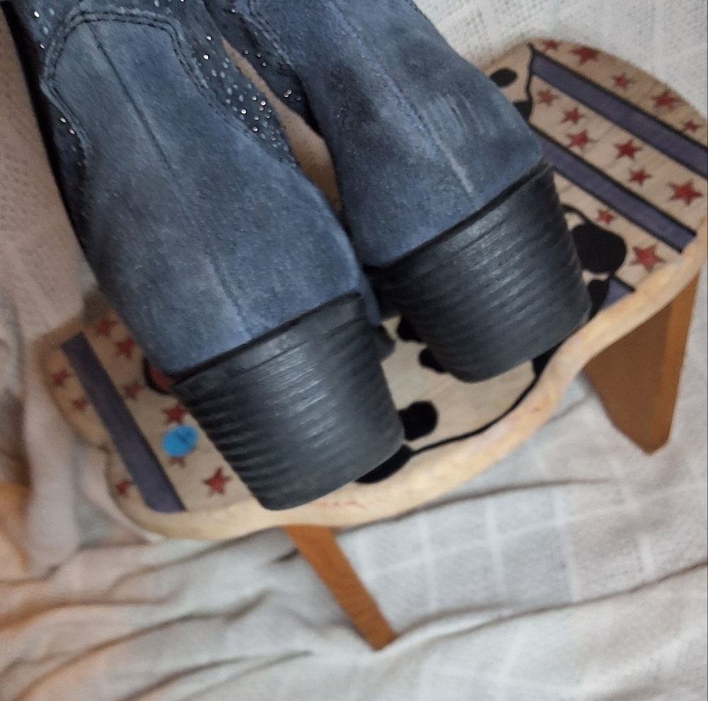 BØC Blue Studded Suede Western Ankle Boots Size 7 Boho Cowboy Booties - Picture 5 of 14